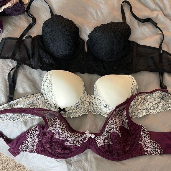 Bra bundle - Picture 1 of 2
